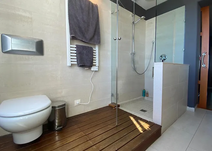 Villa Altavista Amazing View South Oriented Calm Area Ac 2 Minutes Drive And 18 Minutes Walk *