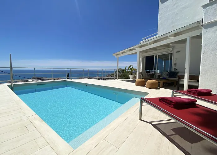 Altavista Amazing View South Oriented Calm Area Ac 2 Minutes Drive And 18 Minutes Walk * Сіджас