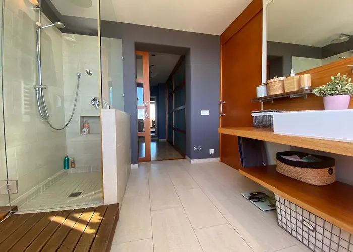 Altavista Amazing View South Oriented Calm Area Ac 2 Minutes Drive And 18 Minutes Walk 锡切斯