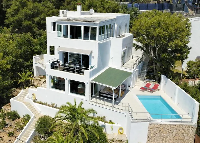 Altavista Amazing View South Oriented Calm Area Ac 2 Minutes Drive And 18 Minutes Walk